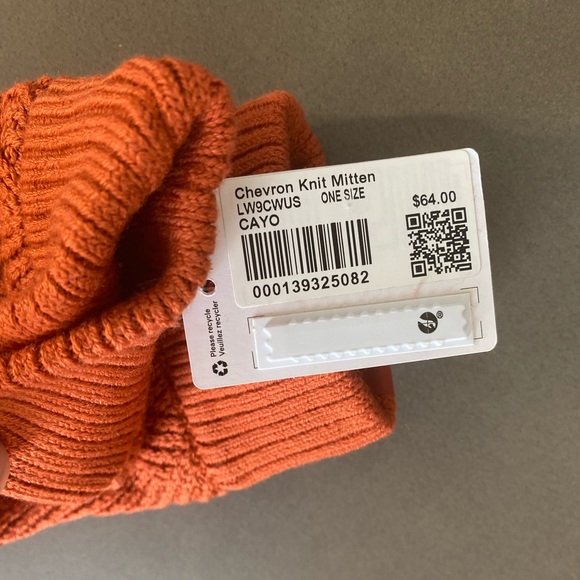 Lululemon Chevron Knit Mitten Canyon Orange - Picture 4 of 4